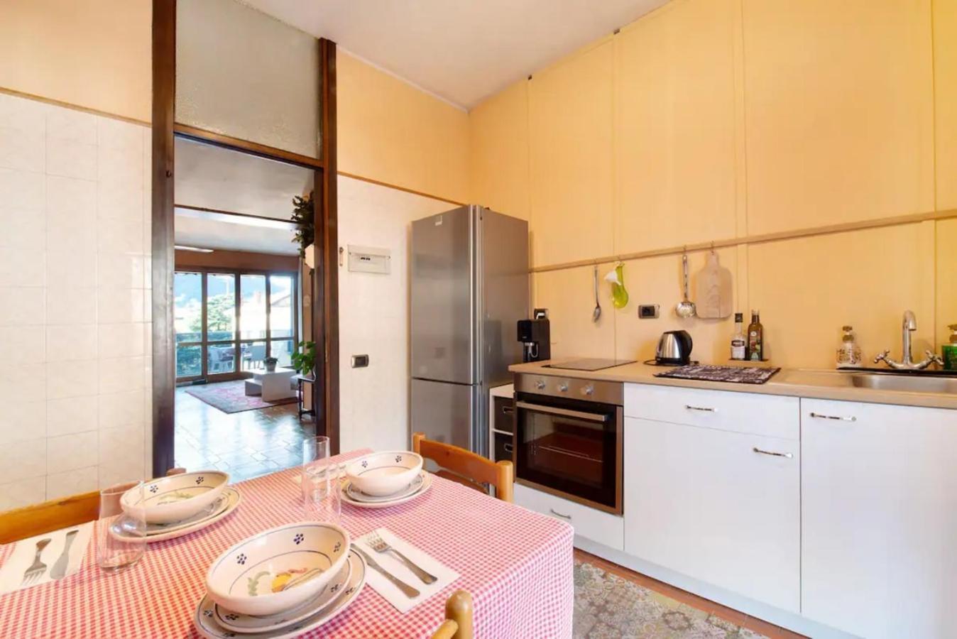 קומו Appartamento House Of Roses Con Vista Duomo מראה חיצוני תמונה